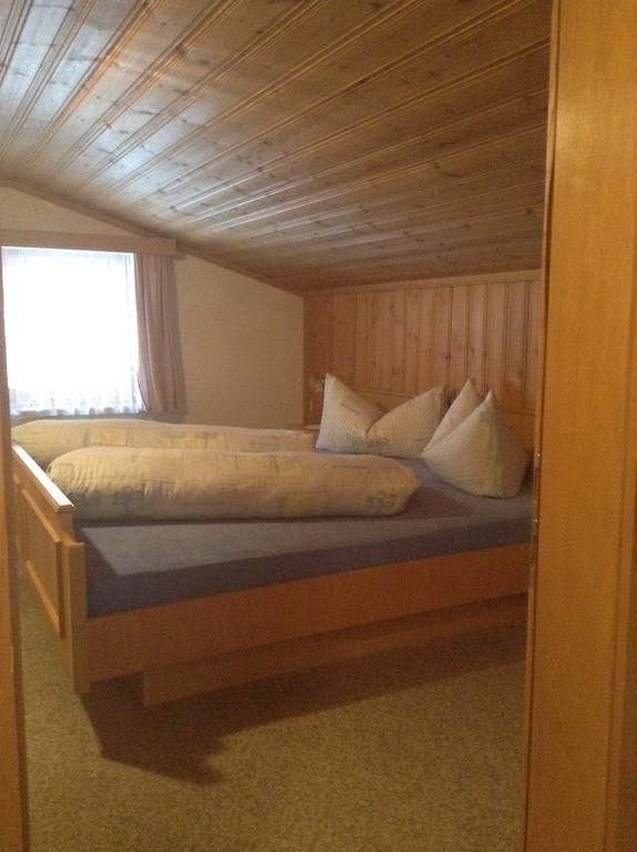 カップルHaus Bergheimatアパートメント 部屋 写真